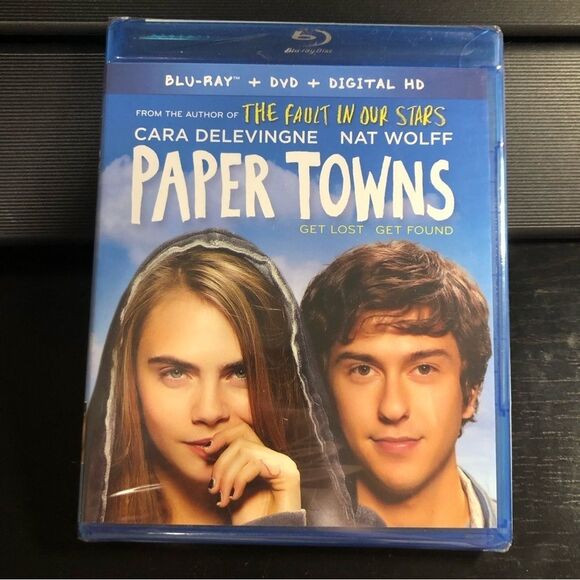 Paper Towns SEALED Dvd blu-ray disc complete NEW - Picture 1 of 3